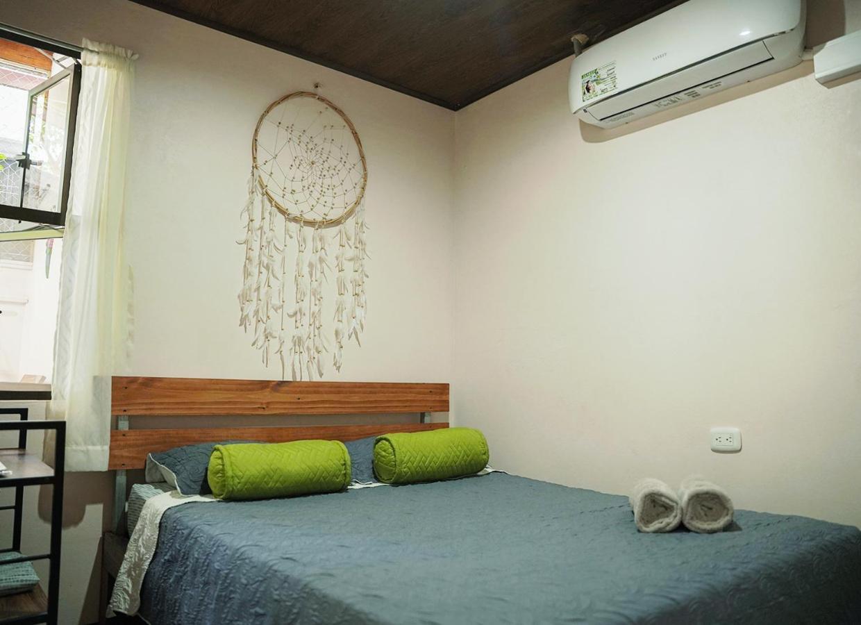 Apartamentos Y Studios Brisas Del Mar Santa Teresa Playa Santa Teresa  Exterior foto