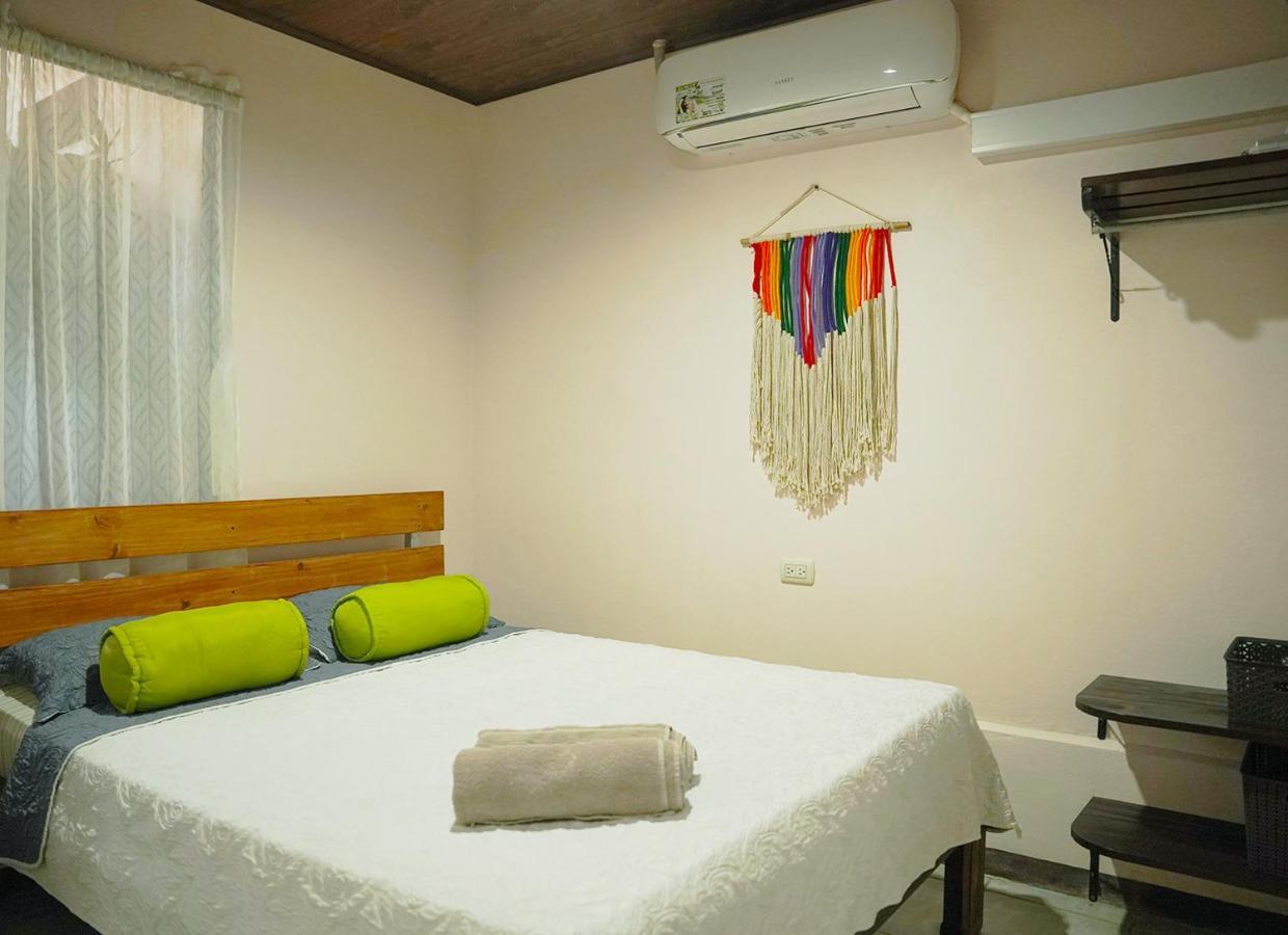 Apartamentos Y Studios Brisas Del Mar Santa Teresa Playa Santa Teresa  Exterior foto